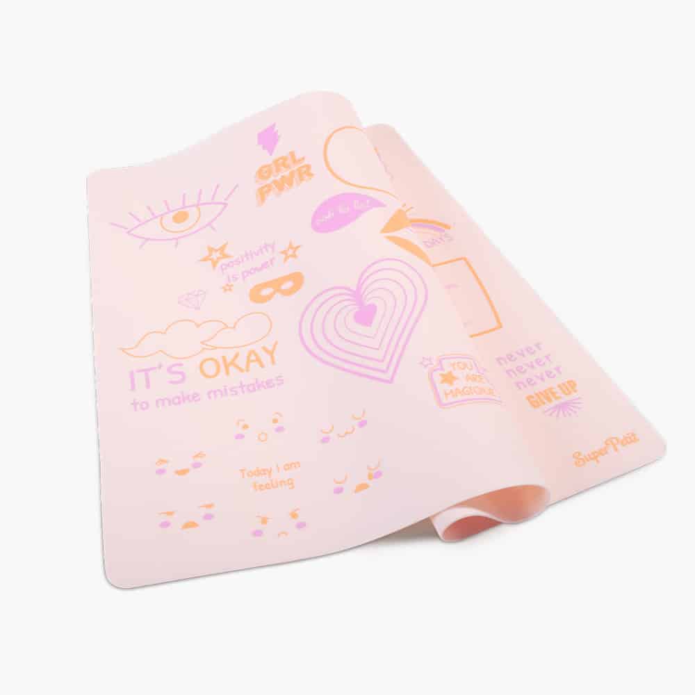 Graffiti Mat Ado, sous-main en silicone réutilisable SuperPetit