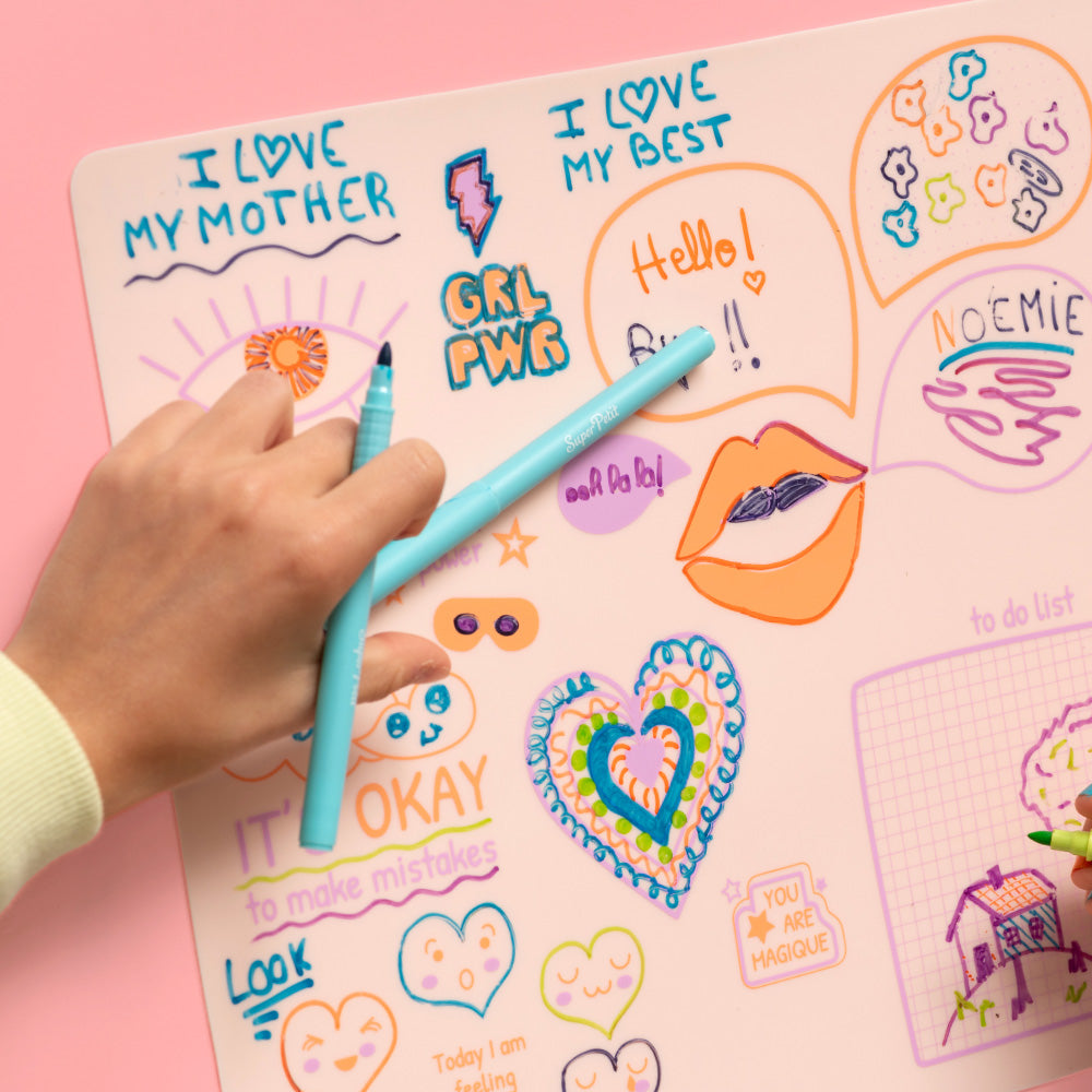 Graffiti Mat Ado, sous-main en silicone réutilisable SuperPetit